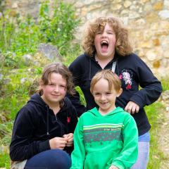 2010, Brendan, Chateau Landskron, Emma, Tara 2010, Brendan, Chateau Landskron, Emma, Tara