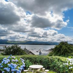 2014, Borth-y-Gest, Wales