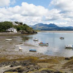 2014, Borth-y-Gest, Wales