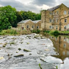 Aire, Baildon to Saltaire, Walk