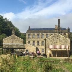 Hebden Bridge, Hedben Dale, Pecket Well, Walk