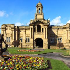 Bradford, Cartwright Hall, Lister Park