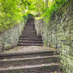 Halifax, Hipperholme, Walk