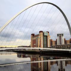 Bridges, Millenium Bridge, Newcastle, River Tyne