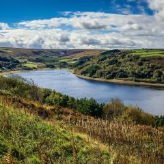 Scammonden, Walk