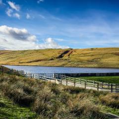 Scammonden, Walk