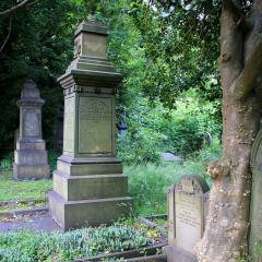 Bradford, Literature Festival, Mark Davies, Undercliffe Cemetery