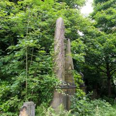 Bradford, Literature Festival, Mark Davies, Undercliffe Cemetery