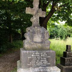 Bradford, Literature Festival, Mark Davies, Undercliffe Cemetery