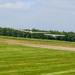 Gliding, Pocklington Airfield, Tara, Wolds Gliding Club