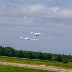 Gliding, Pocklington Airfield, Tara, Wolds Gliding Club