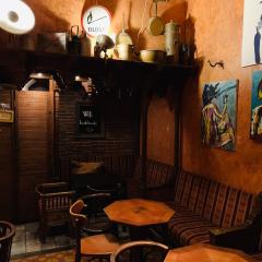 Beer, Budapest, Kiado Kocsma Bar, Pubs