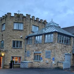 Allensford, Derwent Manor Hotel