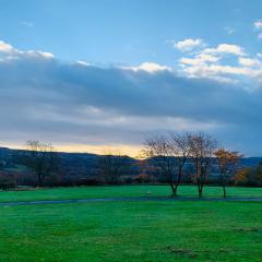 Allensford, Derwent Manor Hotel