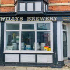 Beer, Cleethorpes, Pubs
