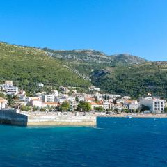 Montenegro, Petrovac