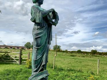 Hils Around Pocklington