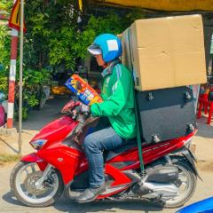 Party, Scooter