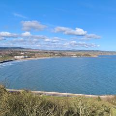 North Bay, Scarborough