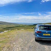 Car, Tan Hill, Tiguan, Yorkshire Dales