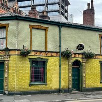 Peveril of the Peak, Pub