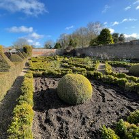 Bridlington, Jan, Sewerby Hall Garden