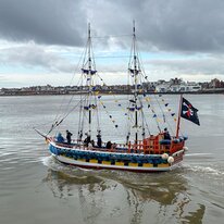Bridlington, Harbour, Pirate Ship