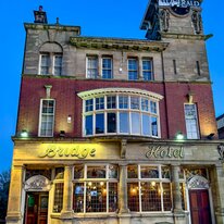 Bridge Hotel, Newcastle, Pub