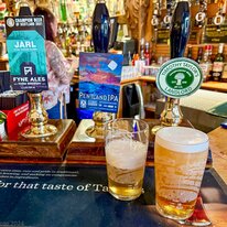 Beer, Helensburgh, Pub, The Ashton