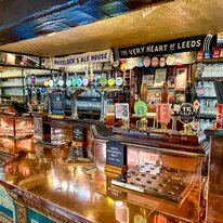 Leeds, Pub, Whitelocks