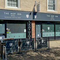 Brigg, Pub
